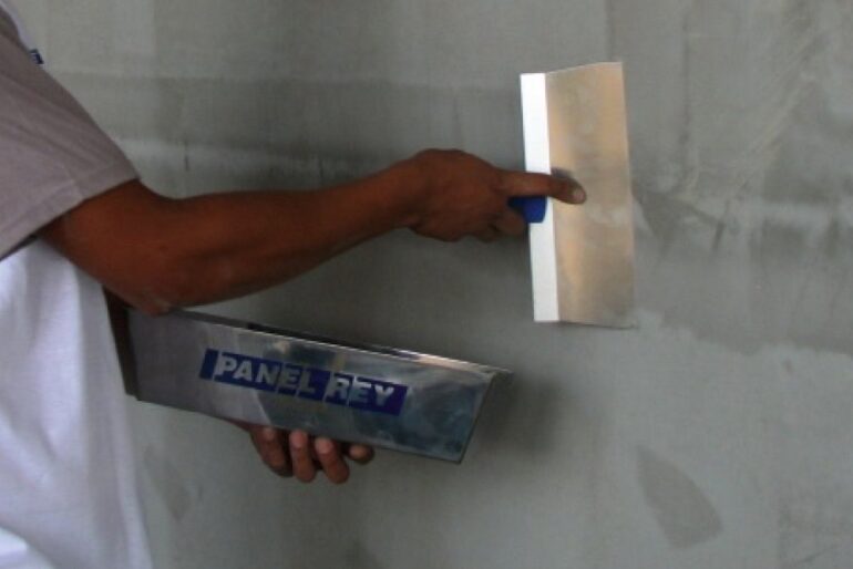 Conoce los diferente paneles de yeso Panel Rey que se ajustan a tus necesidades.